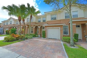 4448 Regal Ct, Delray Beach, FL 33445, Sold 03/26/20