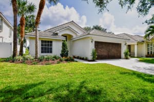 1051 Delray Lakes Dr, Delray Beach, FL 33444, Sold 02/14/20