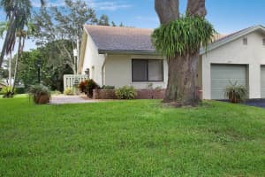 3717 Arelia Dr, Delray Beach, FL 33445, Sold 11/06/19