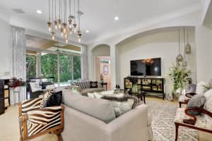 725 Charlestown Cir, Palm Beach Gardens, FL 33410, Sold 10/26/20