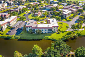 5560 Tamberlane Cir, Palm Beach Gardens, FL 33418, Sold 04/07/20