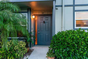 8452 SE Croft Cir, Hobe Sound, FL 33455, Sold 10/07/19