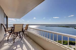 5540 N Ocean Dr, Riviera Beach, FL 33404, Sold 11/21/19