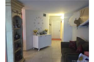 1005 The Pointe Dr, West Palm Beach, FL 33409, Sold 12/03/19