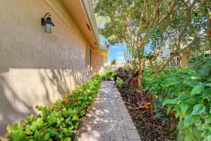 379 Coral Trace Ln, Delray Beach, FL 33445, Sold 11/21/19