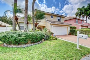 4 Valencia Dr, Boynton Beach, FL 33436, Sold 01/24/20