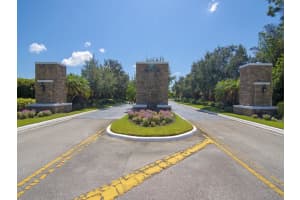 MLS# R10565336, Vero Beach, Florida 32967