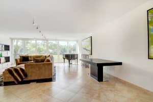 300 E Royal Palm Rd, Boca Raton, FL 33432, Sold 12/06/19