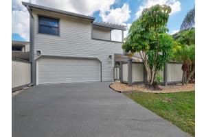 13400 Bedford Mews Ct, Wellington, FL 33414, Sold 05/15/20