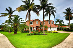 9725 SE Crape Myrtle Ct, Hobe Sound, FL 33455, Sold 01/31/20