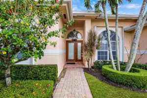 9160 Cypress Hollow Dr, Palm Beach Gardens, FL 33418, Sold 01/17/20