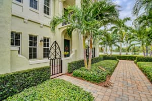 8229 NW 8th Way, Boca Raton, FL 33487, Sold 11/19/19