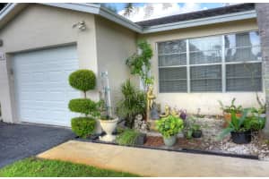 6320 Silver Moon Ln, Greenacres, FL 33463, Sold 12/04/19
