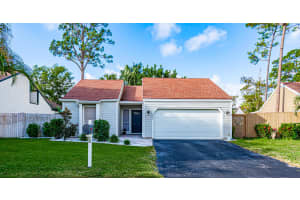 453 Park Forest Way, Wellington, FL 33414, Sold 11/07/19