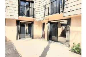 310 E Waverly Pl #9d, Vero Beach, FL 32960, Sold 04/13/20