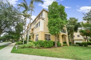 1403 W Wickham Cir, Delray Beach, FL 33445, Sold 01/31/20