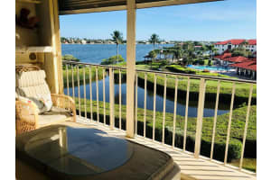 7020 Half Moon Cir, Hypoluxo, FL 33462, Sold 02/25/20