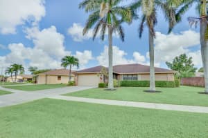 7378 Hazelwood Cir, Lake Worth, FL 33467, Sold 12/11/19