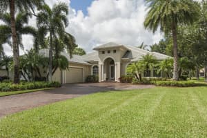 1735 Cassville Ave, Vero Beach, FL 32966, Sold 02/21/20