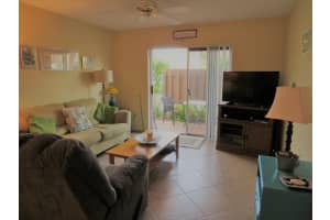 950 S Kanner Hwy APT A2, Stuart, FL 34994, Sold 11/15/19