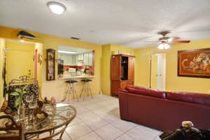 421 SE 10th St, Dania Beach, FL 33004, Sold 01/30/20