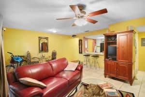 421 SE 10th St, Dania Beach, FL 33004, Sold 01/30/20