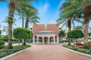 100 SE 5th Ave, Boca Raton, FL 33432, Sold 01/03/20