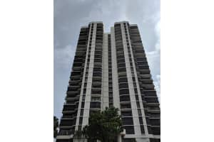 5380 N Ocean Dr #10j, Singer Island, FL 33404, Sold 05/22/20