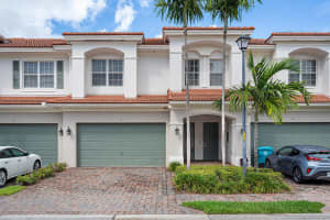 5 Nottingham Pl, Boynton Beach, FL 33426, Sold 02/28/20