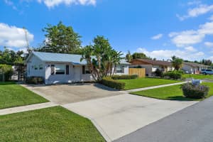 1105 Sioux St, Jupiter, FL 33458, Sold 12/06/19