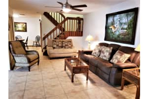 303 SE Castle Ct, Port St. Lucie, FL 34952, Sold 11/19/19