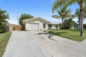 MLS# R10568988, Jensen Beach, Florida 34957