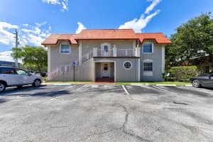 475 SE 8th St, Deerfield Beach, FL 33441, Sold 11/07/19