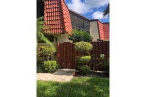 3921 Victoria Dr, West Palm Beach, FL 33406, Sold 03/03/20