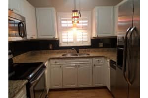 22 Lake Vista Trail APT 102, Port St. Lucie, FL 34952, Sold 12/06/19