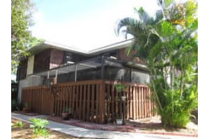 403 SE Castle Ct, Port St. Lucie, FL 34952, Sold 04/01/20
