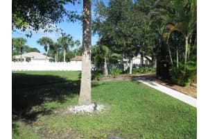 403 SE Castle Ct, Port St. Lucie, FL 34952, Sold 04/01/20