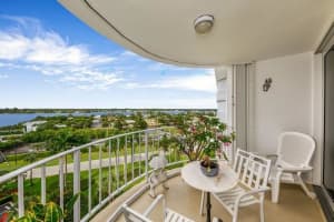 2295 S Ocean Blvd, Palm Beach, FL 33480, Sold 03/30/20