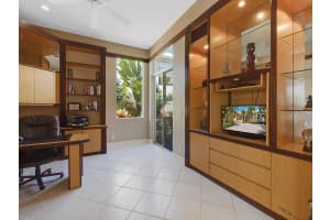 1136 Crystal Dr, Palm Beach Gardens, FL 33418, Sold 03/16/20