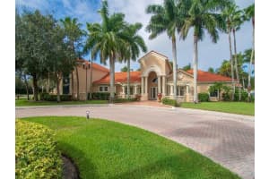 1570 S 42ND Cir, Vero Beach, FL 32967, Sold 12/02/19