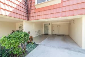 384 Golfview Rd, North Palm Beach, FL 33408, Sold 06/10/20