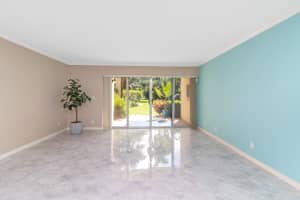 384 Golfview Rd, North Palm Beach, FL 33408, Sold 06/10/20