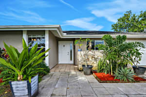 1430 SE Delene Ct, Port St. Lucie, FL 34952, Sold 01/09/20