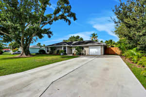 1430 SE Delene Ct, Port St. Lucie, FL 34952, Sold 01/09/20