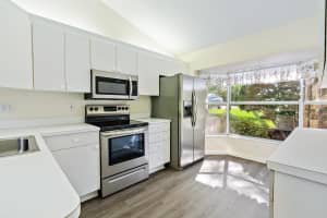 11024 SE Sea Pines Cir, Hobe Sound, FL 33455, Sold 11/08/19