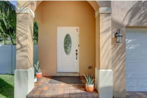 3301 Elizabeth Pl S, Palm Springs, FL 33461, Sold 12/30/19