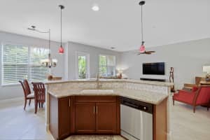 1044 Piccadilly St, Palm Beach Gardens, FL 33418, Sold 03/23/20