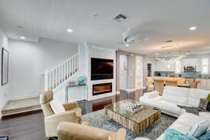101 SW 2nd Ave, Delray Beach, FL 33444, Sold 12/23/19
