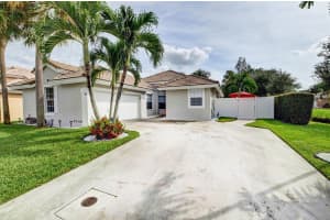 26 Valencia Dr, Boynton Beach, FL 33436, Sold 01/31/20