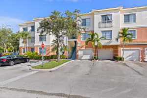5104 Myrtlewood Cir E, Palm Beach Gardens, FL 33418, Sold 12/10/19